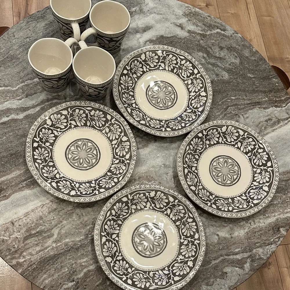Pier 1 Porcelain “Moana” Floral Dinnerware Set - 4 Dinner Plates 4 Mugs Gray